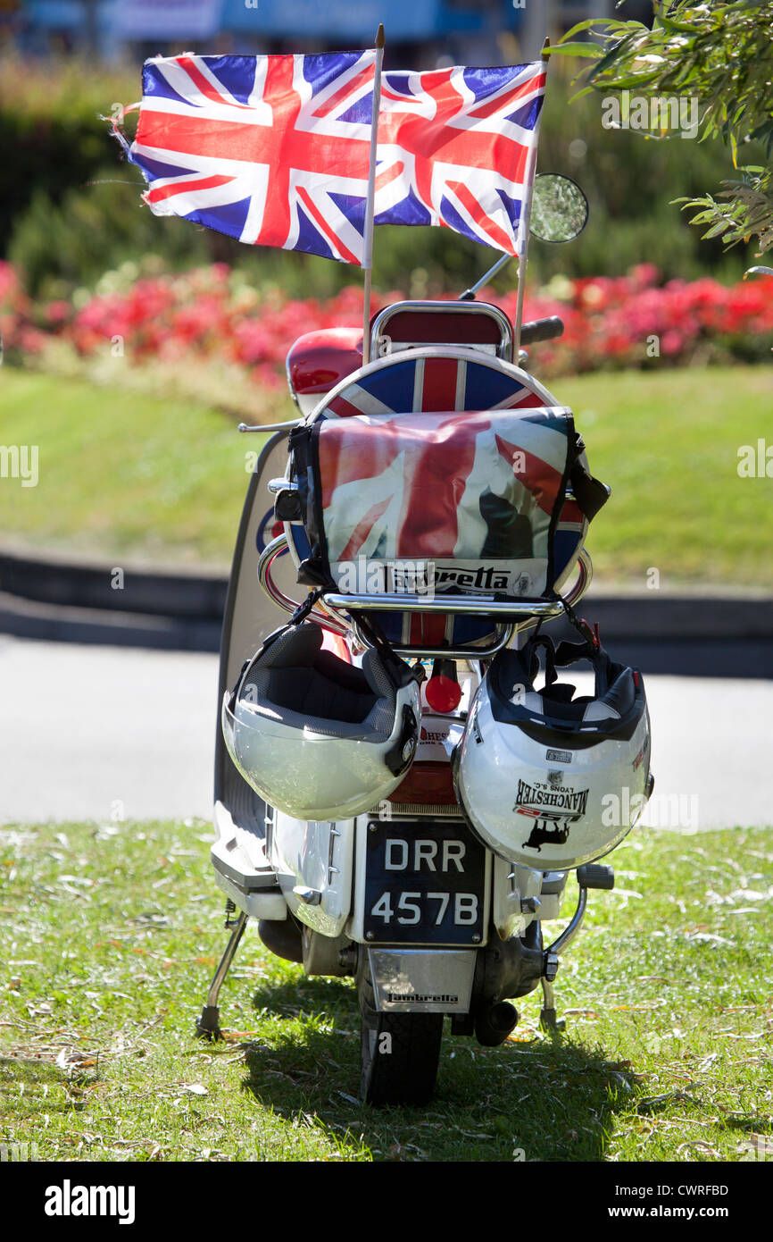 Lambretta Scooter Flags  - Lambretta Works In San Diego, California Is The Only Business In North America That Has Been Dedicated Solely To The Classic Lambretta Italian Motorscooter For Two Decades.