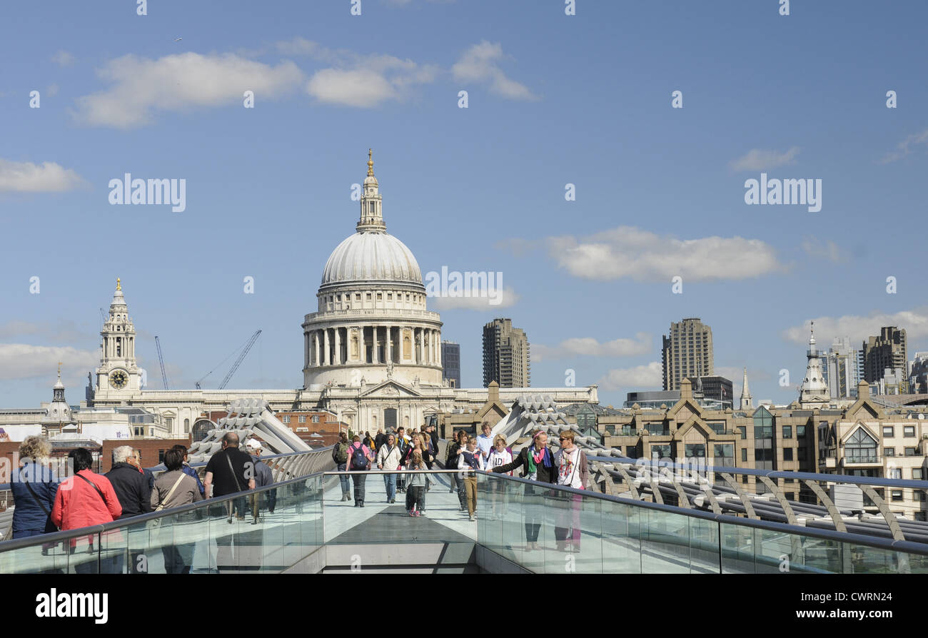 Millennium Bridge and St Paul's Cathedral London England Stock Photo