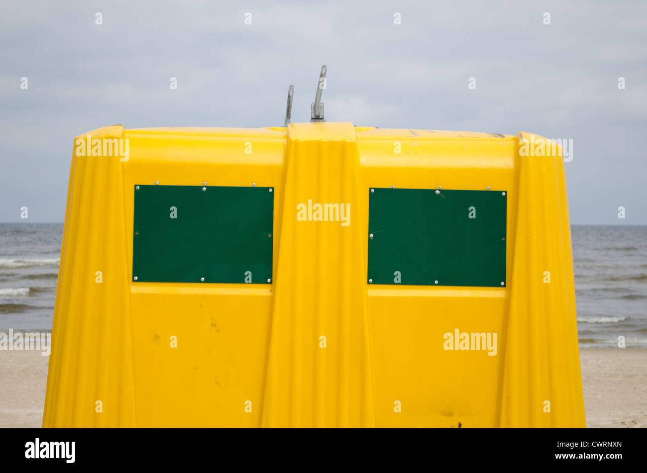 Yellow waste bin hi-res stock photography and images - Alamy