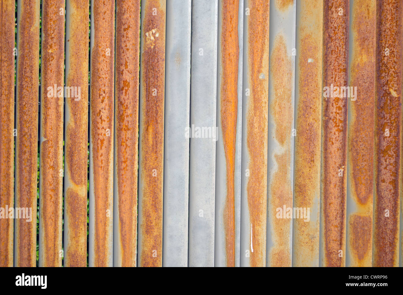 Background of rusty retro wall metal tin fence closeup Stock Photo - Alamy