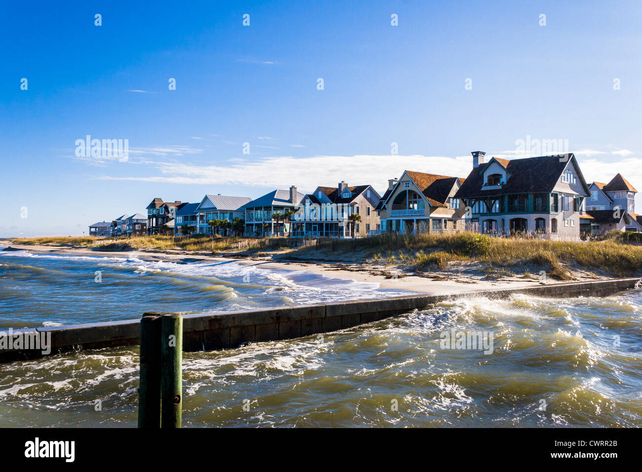Homes on Atlantic coast on Bald Head Island Stock Photo Alamy