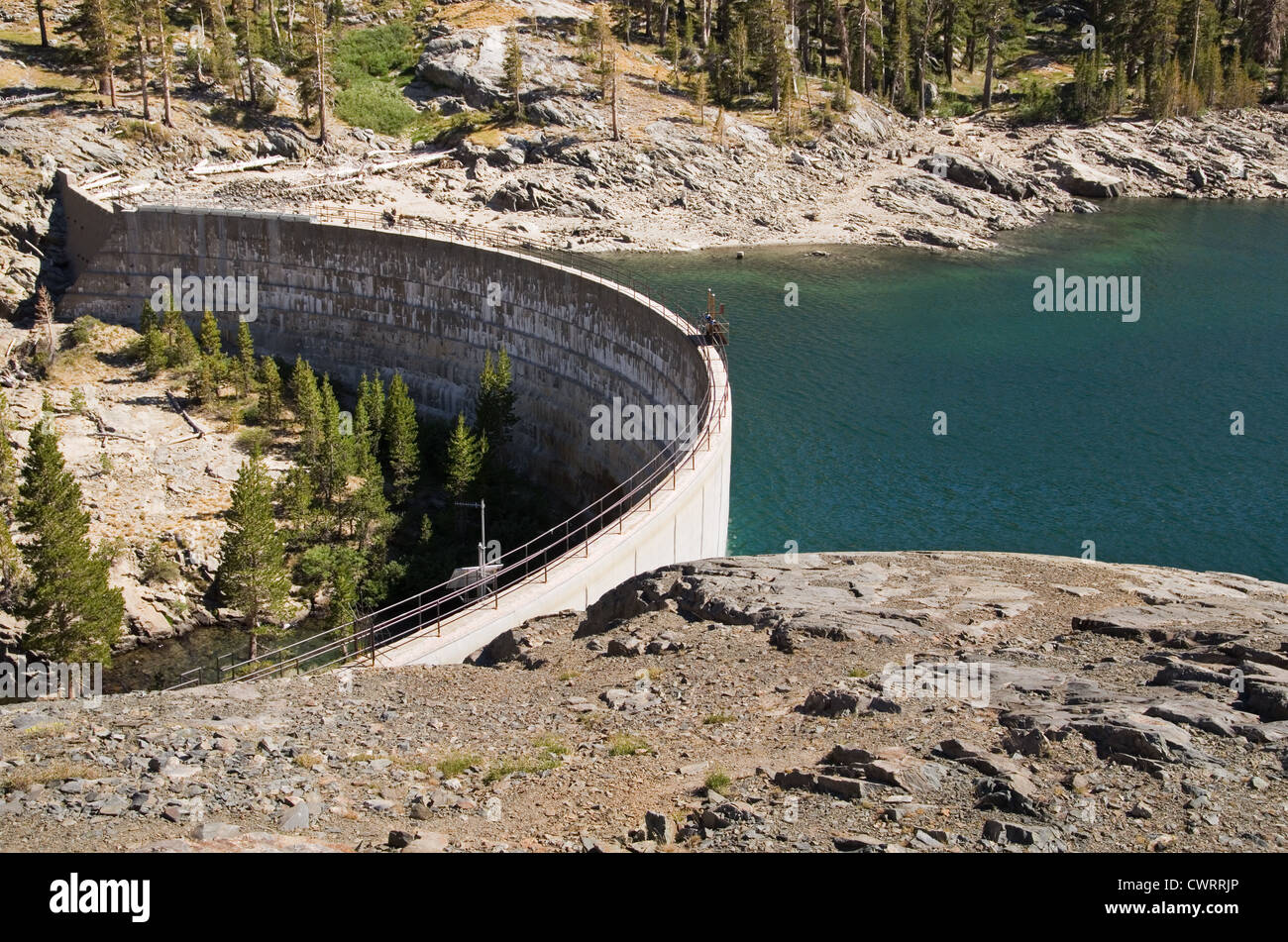 concrete dam creating Waugh Lake reservoir in the California Sierra