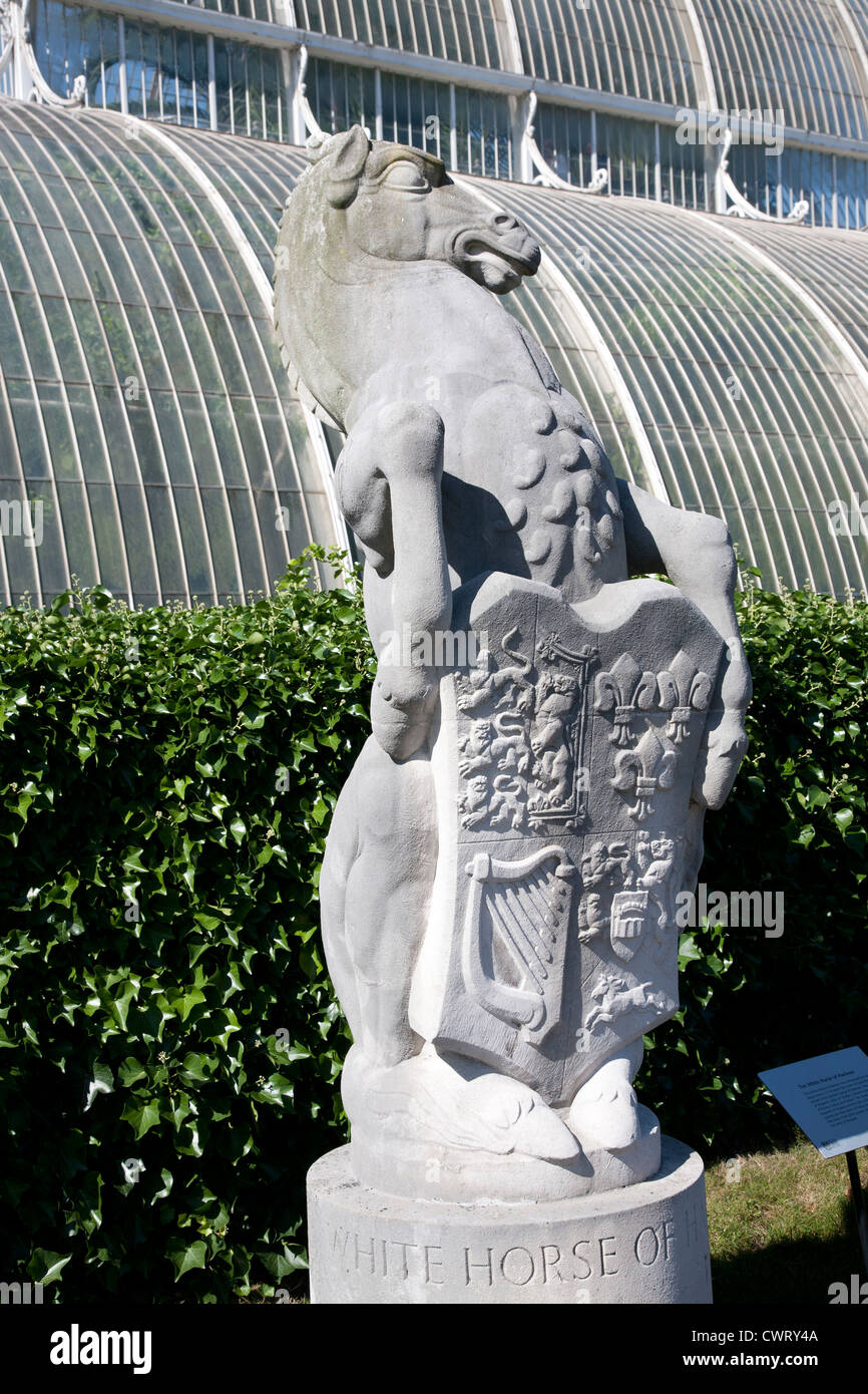White Horse of Hannover Statue, Kew Royal Botanical Gardens, Richmond, Surrey, England, GB, UK
