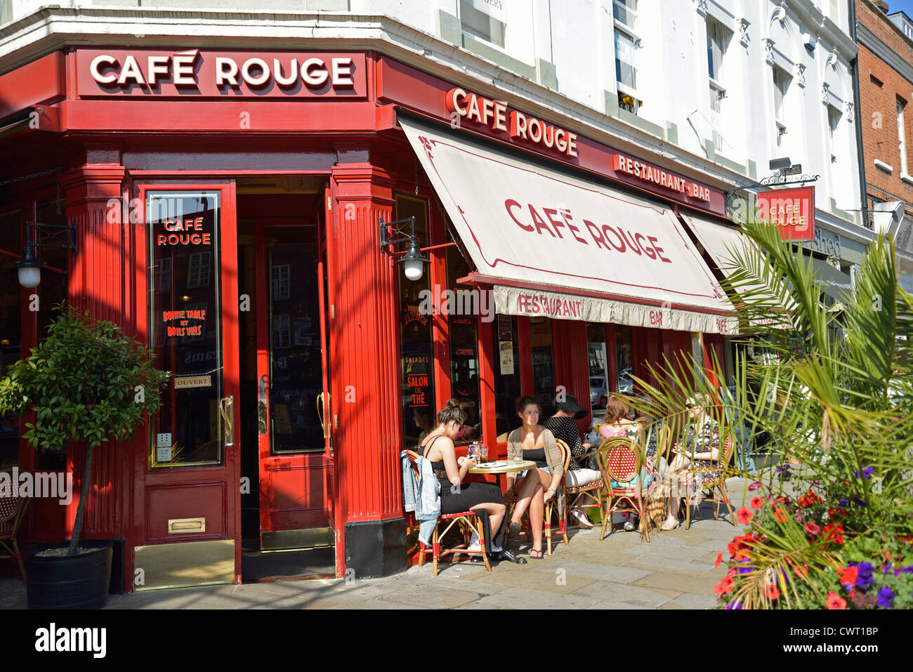 Reigate Town Centre Reigate Surrey Stock Photos & Reigate Town Centre