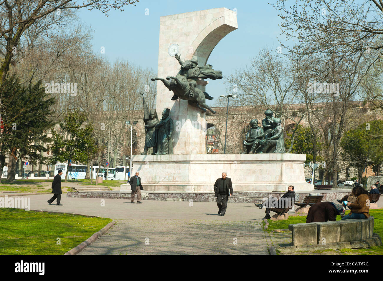Türkei, Istanbul, Sarachane Parki, Skulptur Sultan Mehmet Fatih der Eroberer Stock Photo