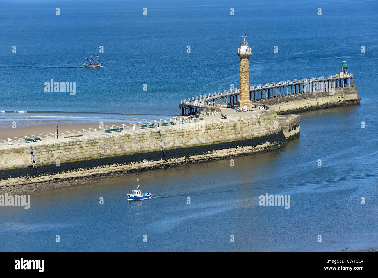 whitby lighthouse and harbour entrance north yorkshire england uk Stock Photo
