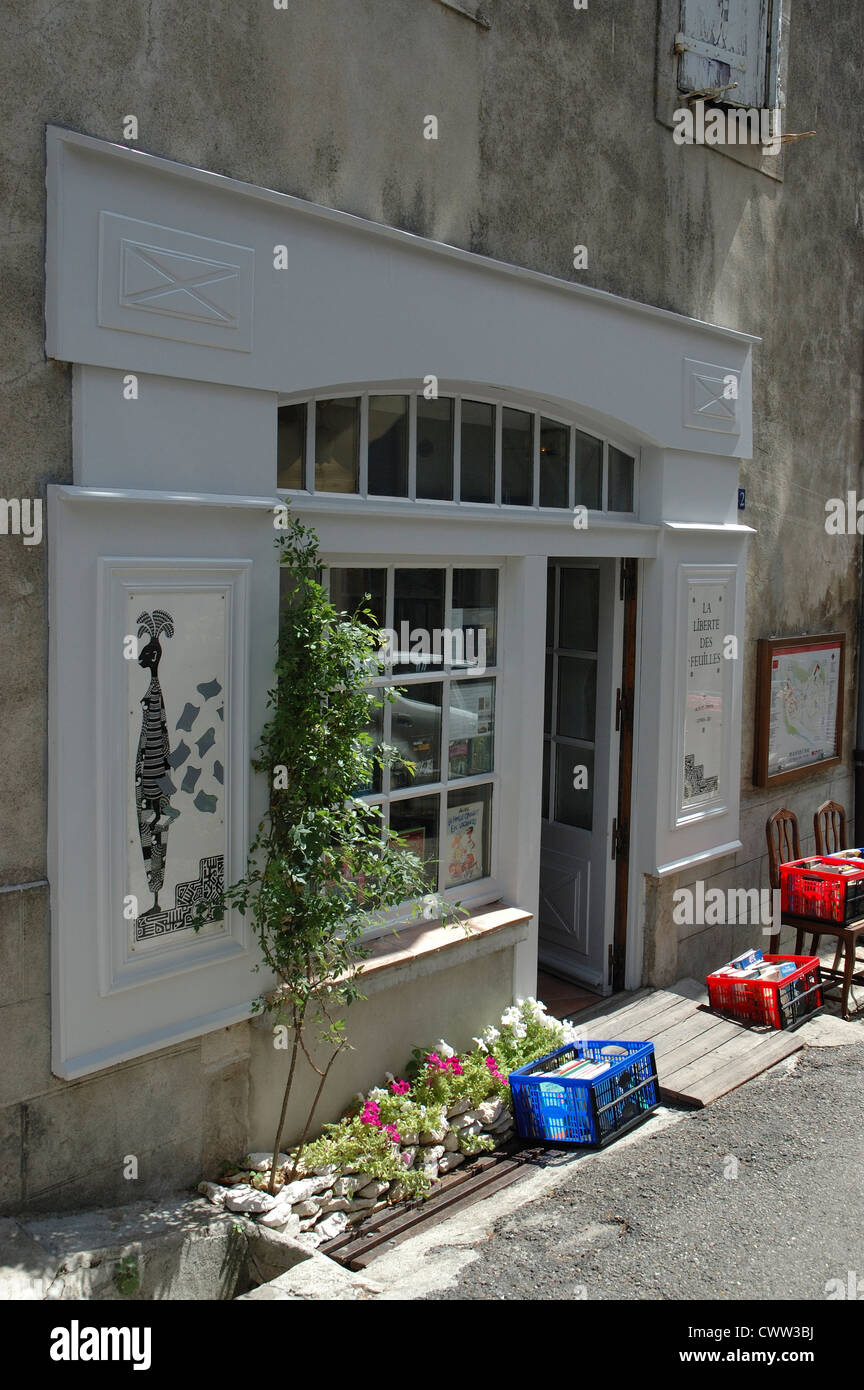 La Liberte des Feuilles bookshop Stock Photo