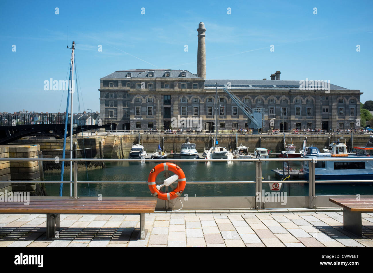 a-lifebuoy-on-the-quay-at-royal-william-yard-harbour-plymouth-devon