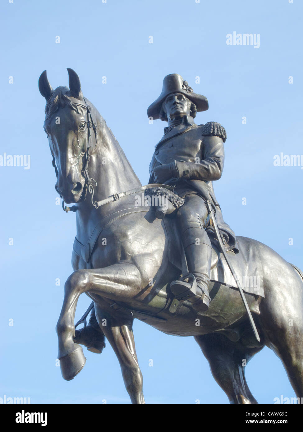 equestrian bronze statue of Washington, in Boston's Public