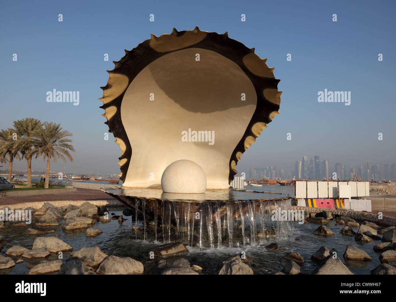 Oyster Pearl Fountain on the Corniche of Doha, Qatar Stock Photo