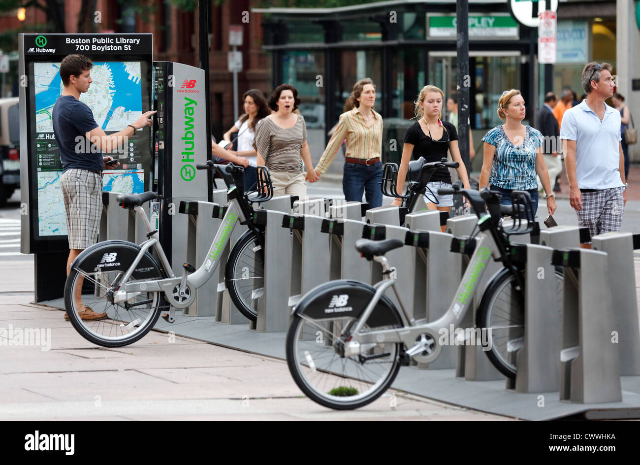 Bicycle rental kiosk hires stock photography and images Alamy