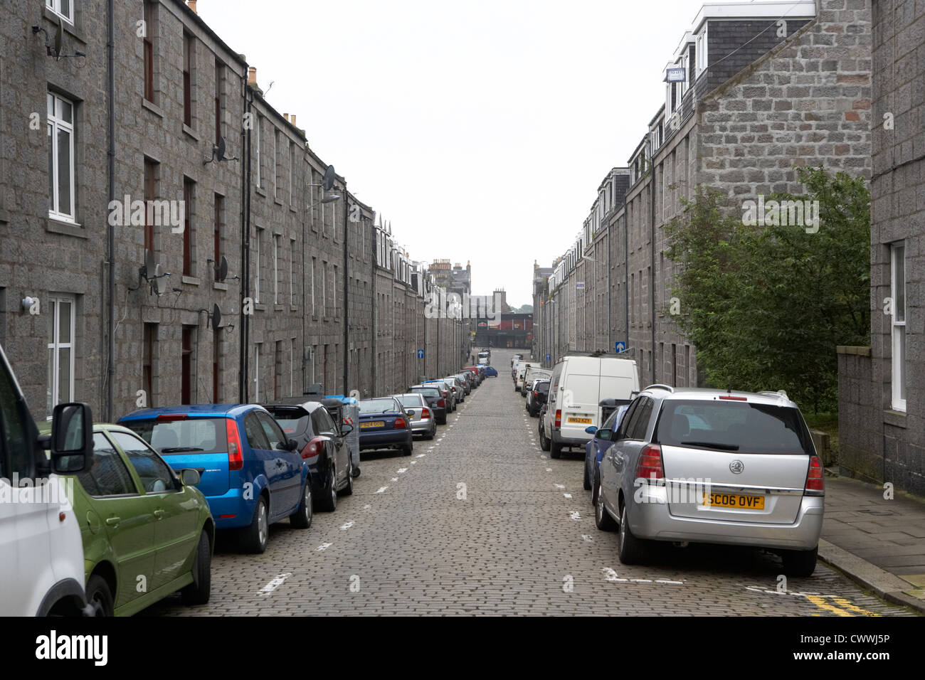 rows of granite terraced tenement houses aberdeen scotland uk Stock Photo