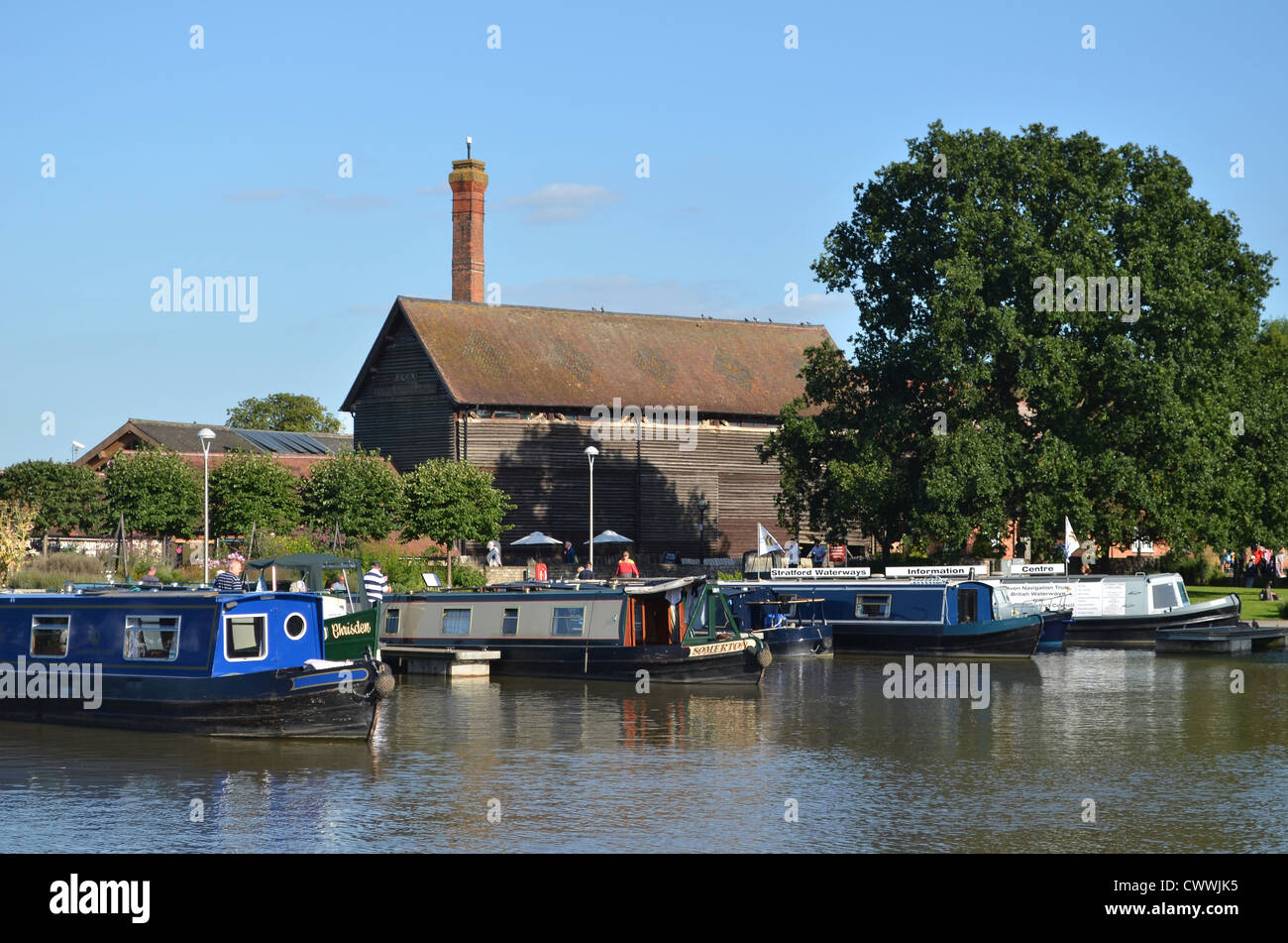 Stratford Canal Basin, Stratford-upon-Avon, Warwickshire, UK, with Cox's Yard in the background. Stock Photo