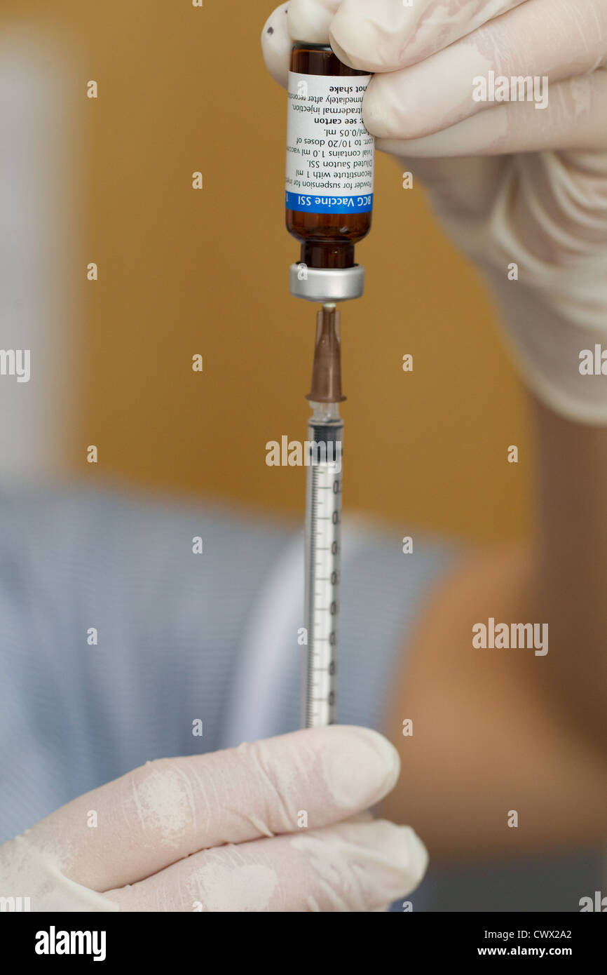 Bcg vaccine hi-res stock photography and images - Alamy