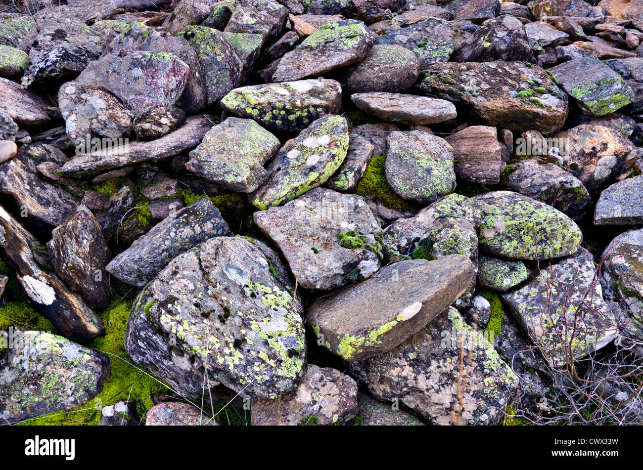 ROCKS WALL IN THE COUNTRY Stock Photo - Alamy