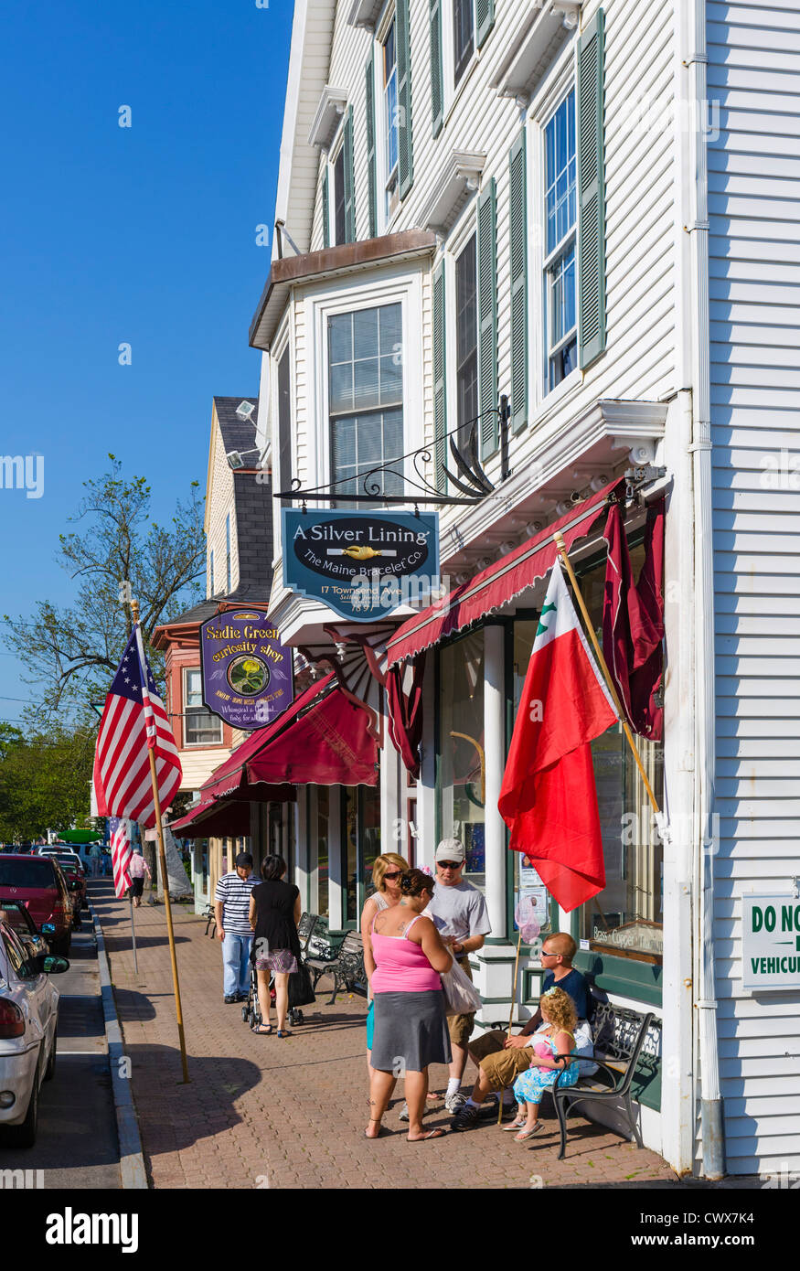 Traditional shops on Townsend Avenu in Boothbay Harbor, Lincoln County, Maine, USA Stock Photo