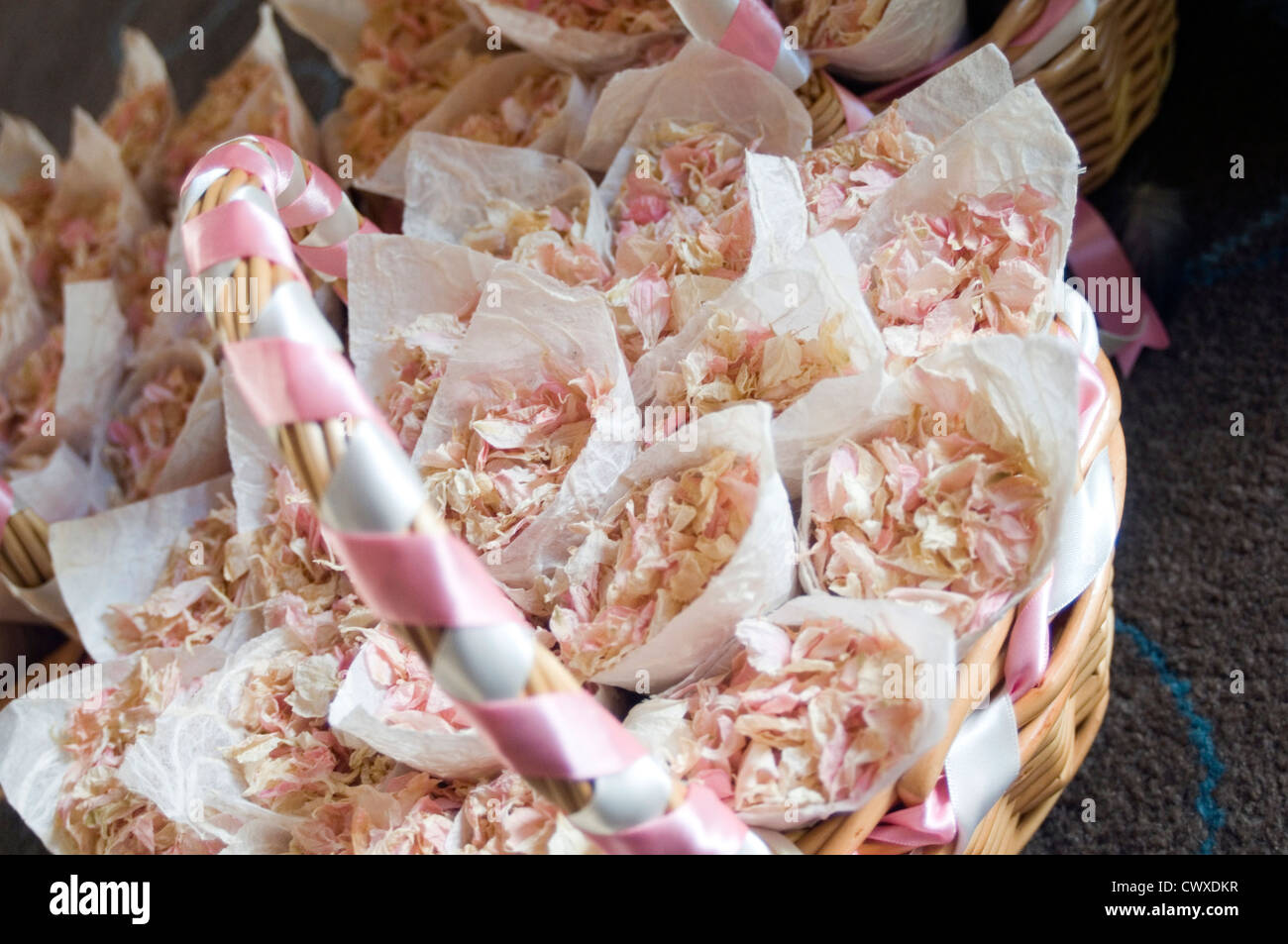 confetti wedding weddings supplier suppliers day celebrations divorce