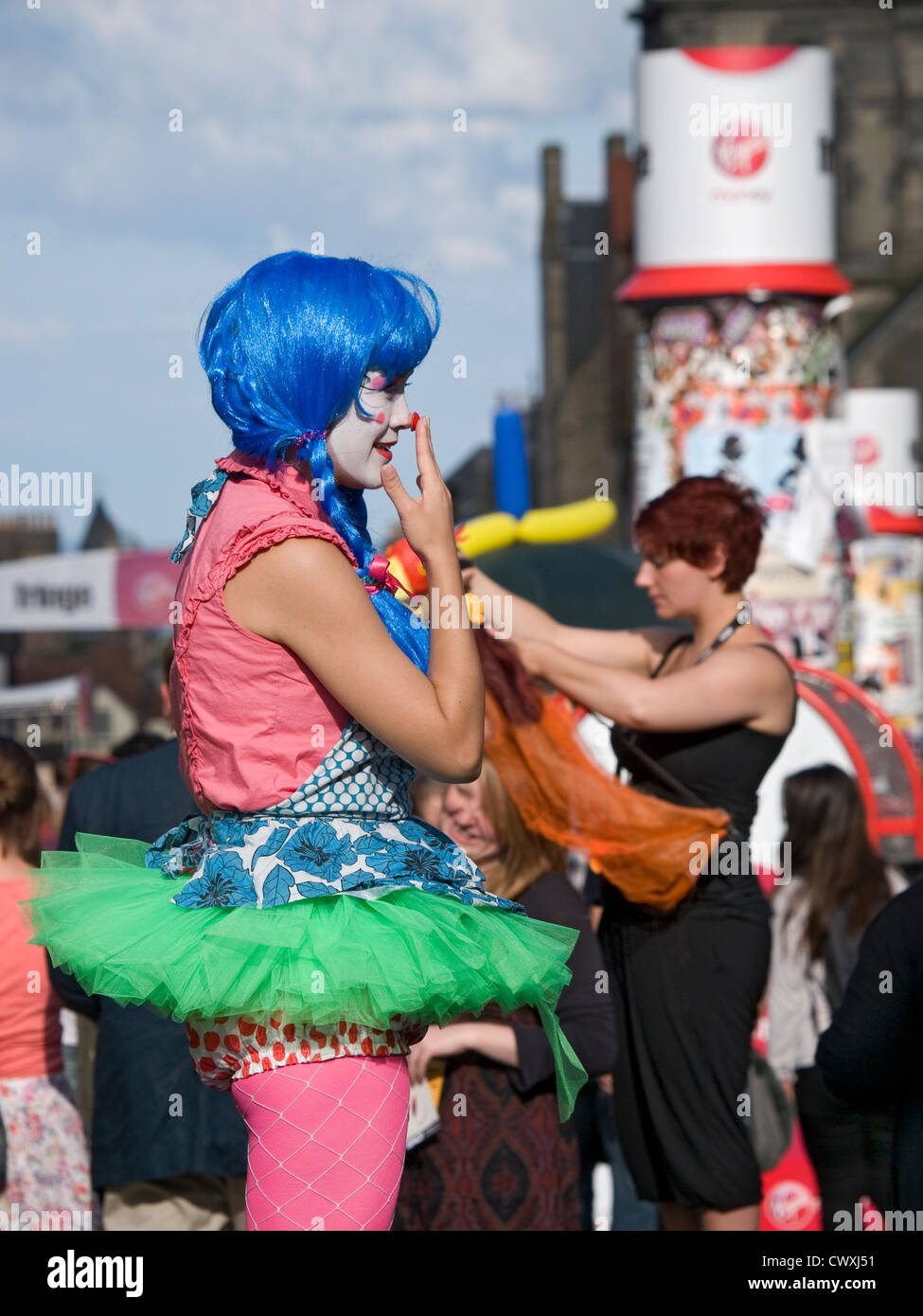 Edinburgh Festival Fringe Street Performers Stock Photo