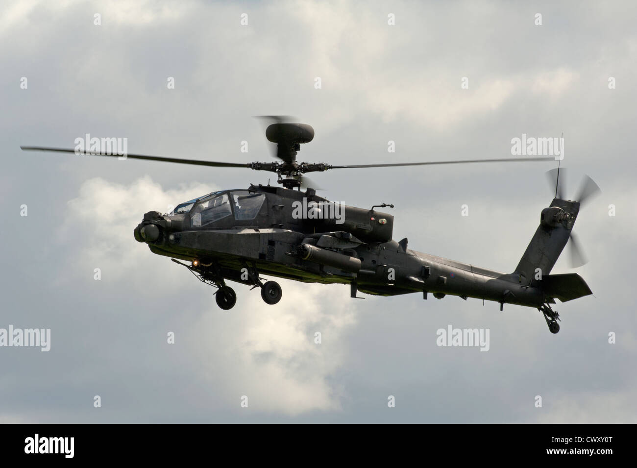 Army Air Corps WAH-64 Apache AH1 Military Helicopter at Halfpenny Green Airfield, Wolverhampton.  SCO 8364 Stock Photo