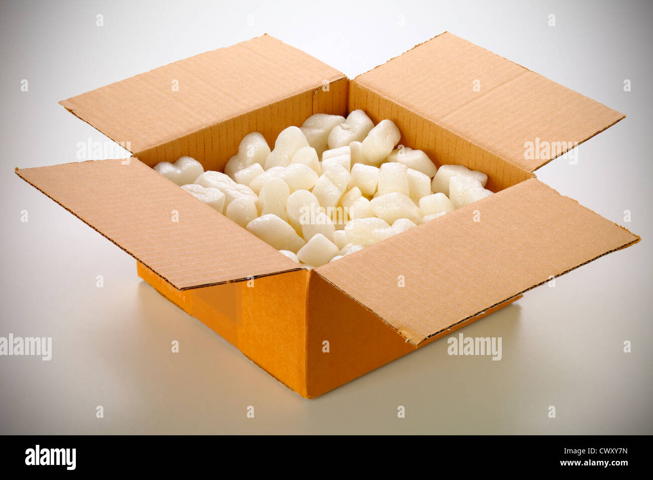 Styrofoam box boxes hi-res stock photography and images - Alamy