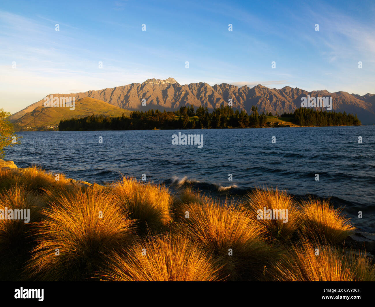 The Remarkables and Lake Wakatipu from near Queenstown, South Island ...