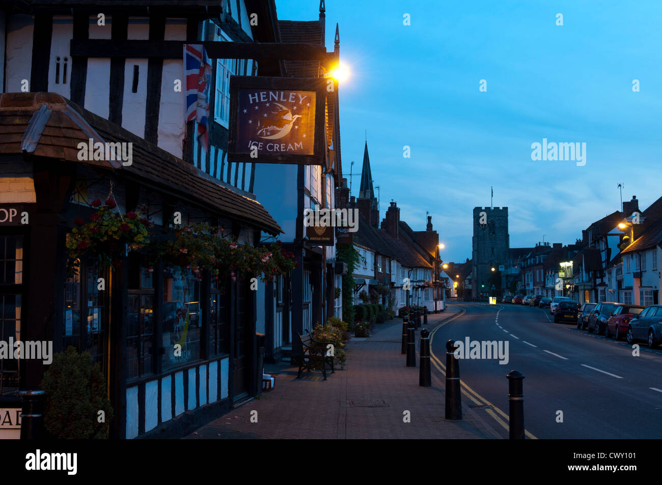 High Street at dawn, HenleyinArden, Warwickshire, UK Stock Photo Alamy
