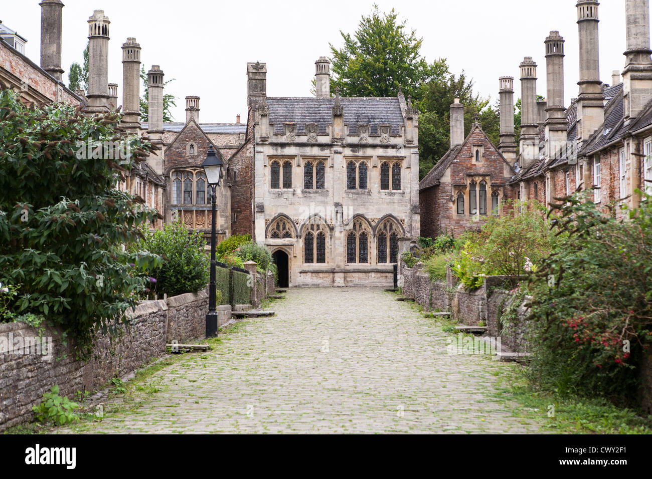 Vicars Close in Wells Somerset. View of the Chapel on what is claimed to be the oldest purely residential street in Europe. Stock Photo