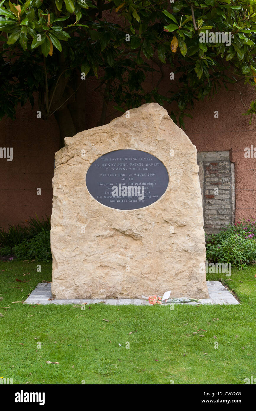 Memorial to the last fighting Tommy Henry John Patch in Wells Somerset Stock Photo
