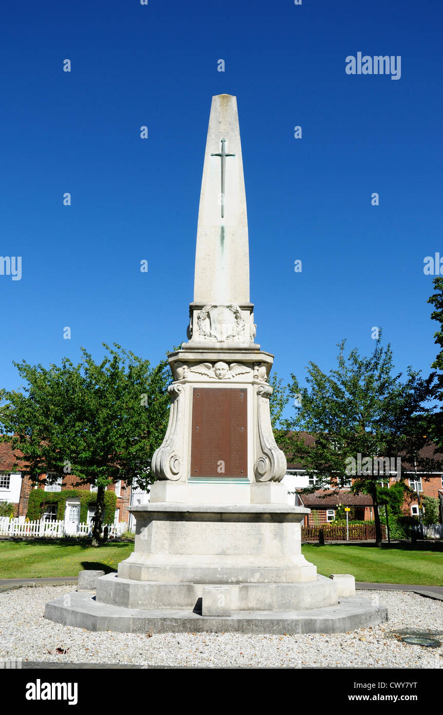 War Memorial, Stevenage Old Town, Hertfordshire, England, UK Stock Photo