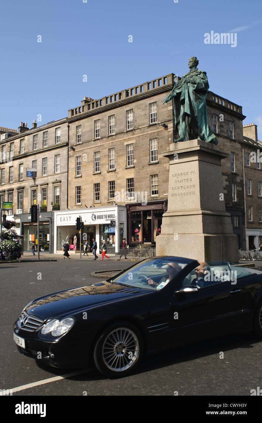 Statue of King IV, in Street, Edinburgh Stock Photo Alamy