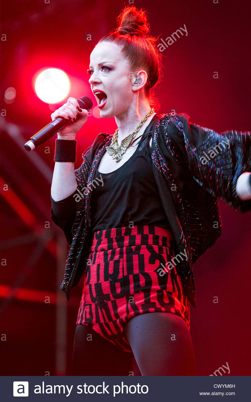 Shirley Manson High Resolution Stock Photography and Images - Alamy