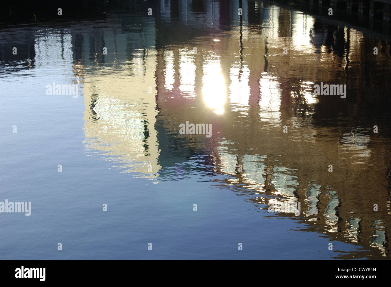 Reflection on surface canal hi-res stock photography and images - Alamy