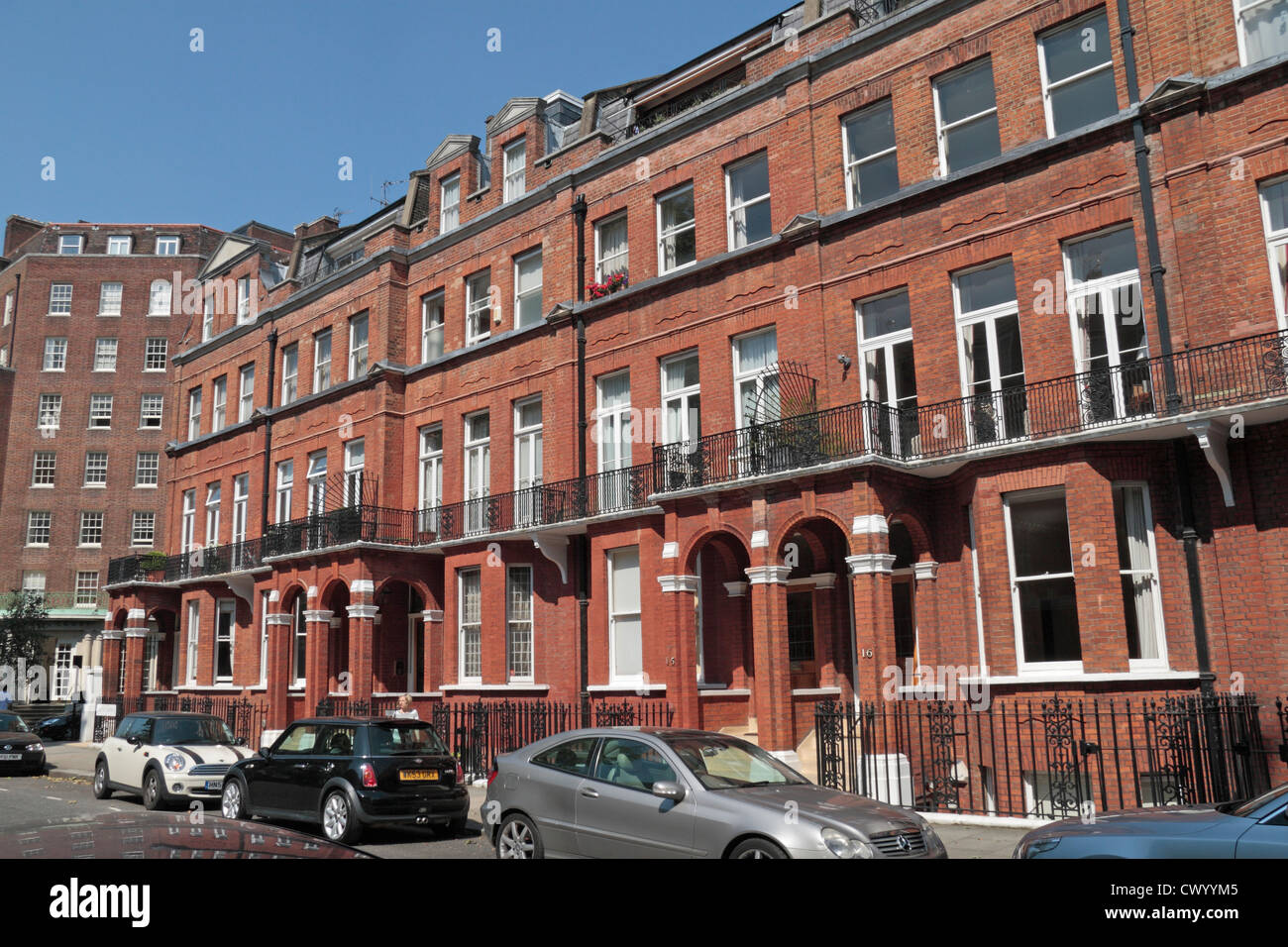 Red brick houses on Cheyne Gardens, Chelsea, London, SW3, UK Stock