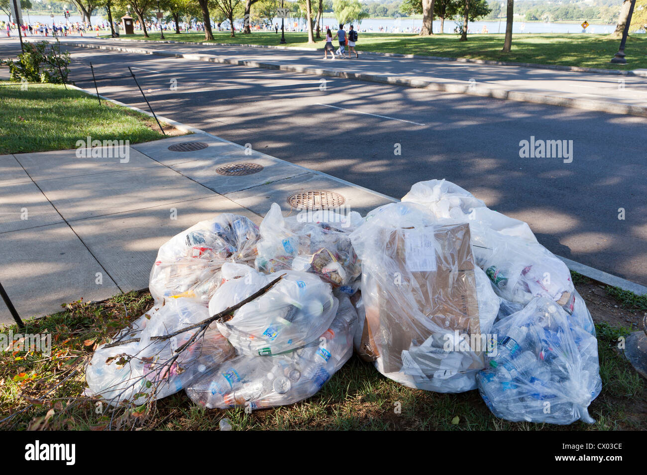 Bags Full Of Rubbish High Resolution Stock Photography and Images - Alamy