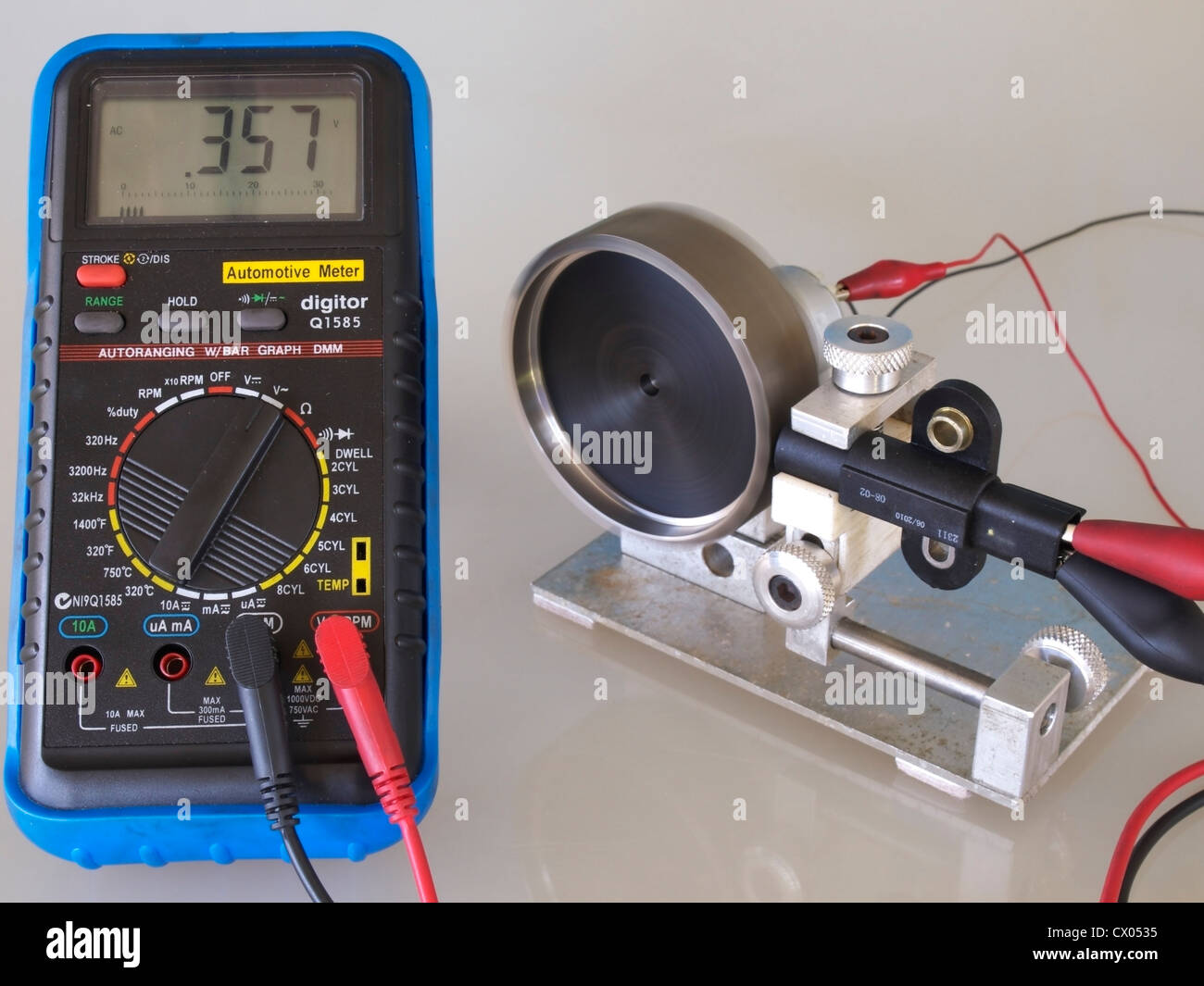 crank angle sensor testing Stock Photo Alamy
