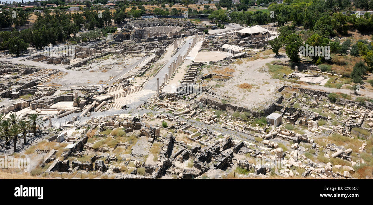 Ruins of the ancient Roman city, Bet Shean, Israel Stock Photo - Alamy