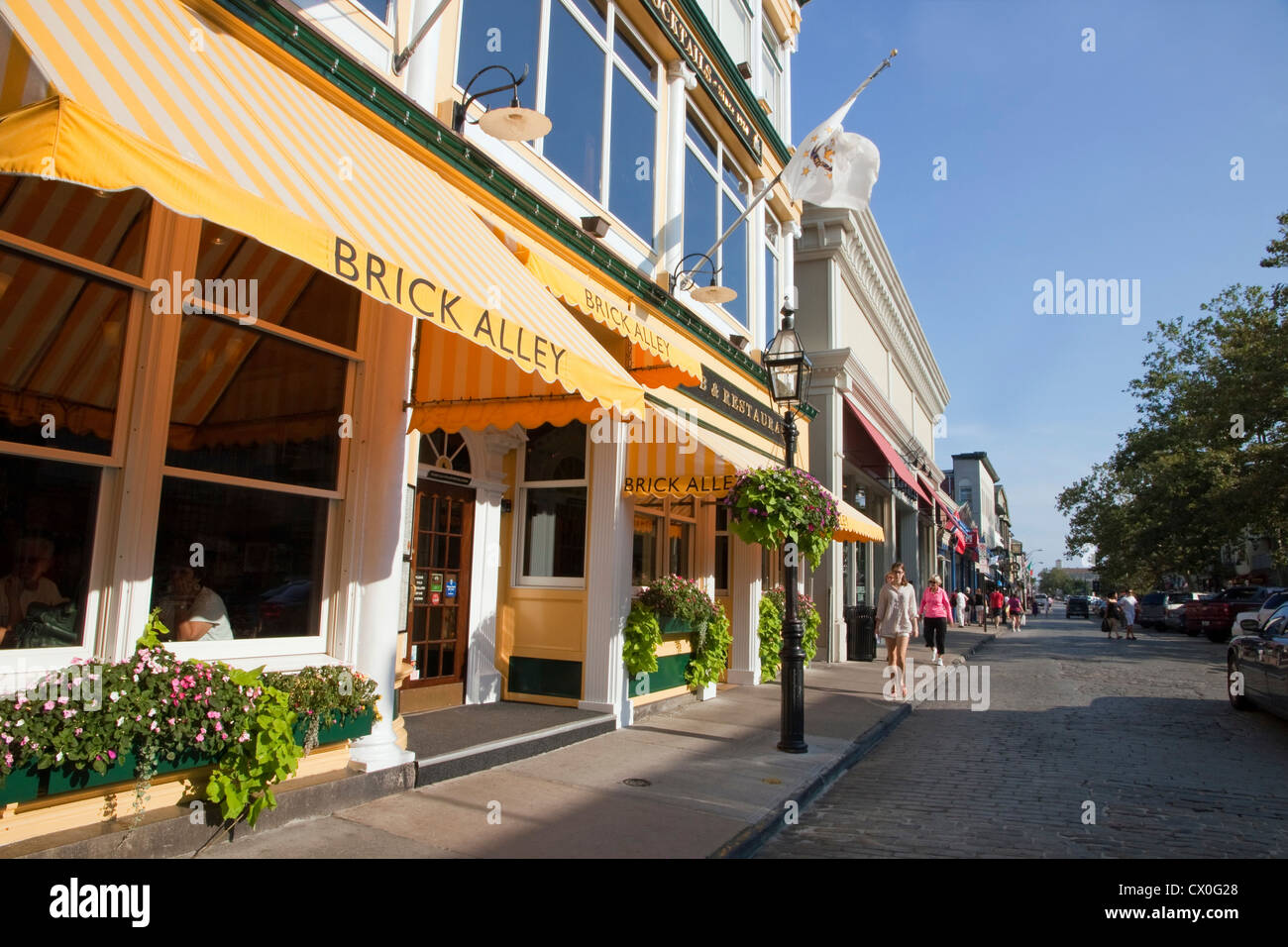 Popular Thames Street in downtown Newport, Rhode Island Stock Photo Alamy