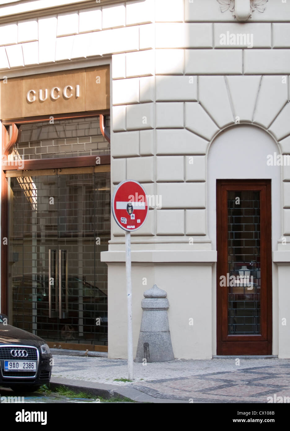 Gucci in Parizska Street in Prague, Czech Republic on May 23, 2012. (CTK  Photo/Krystof Kriz Stock Photo - Alamy