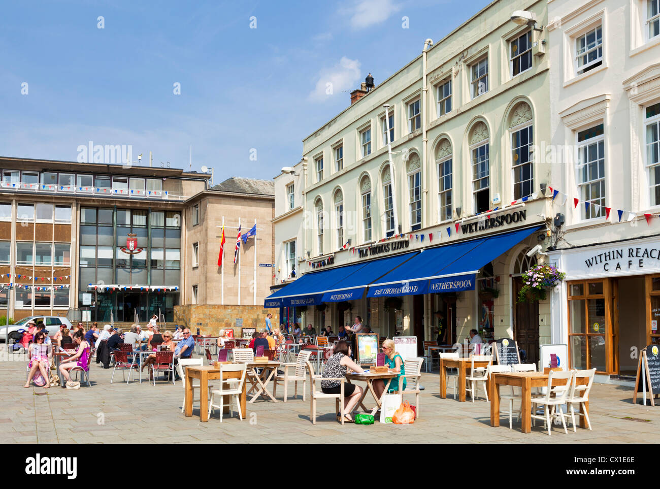 Cafes outside in Warwick town centre Warwichshire UK GB EU Europe Stock Photo