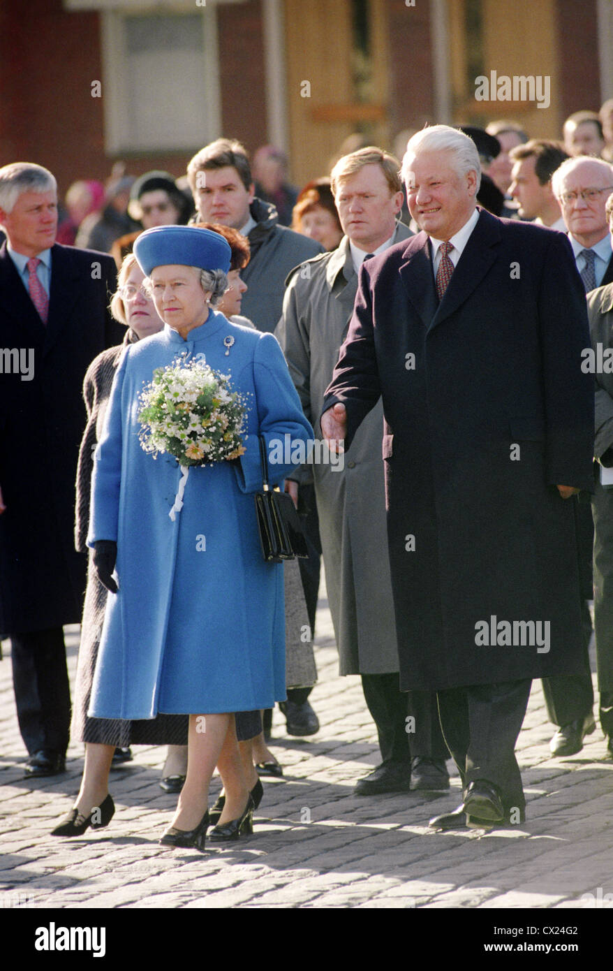 Russia Moscow Queen Of Great Britain Elizabeth Ii Foreground Stock Photo Alamy