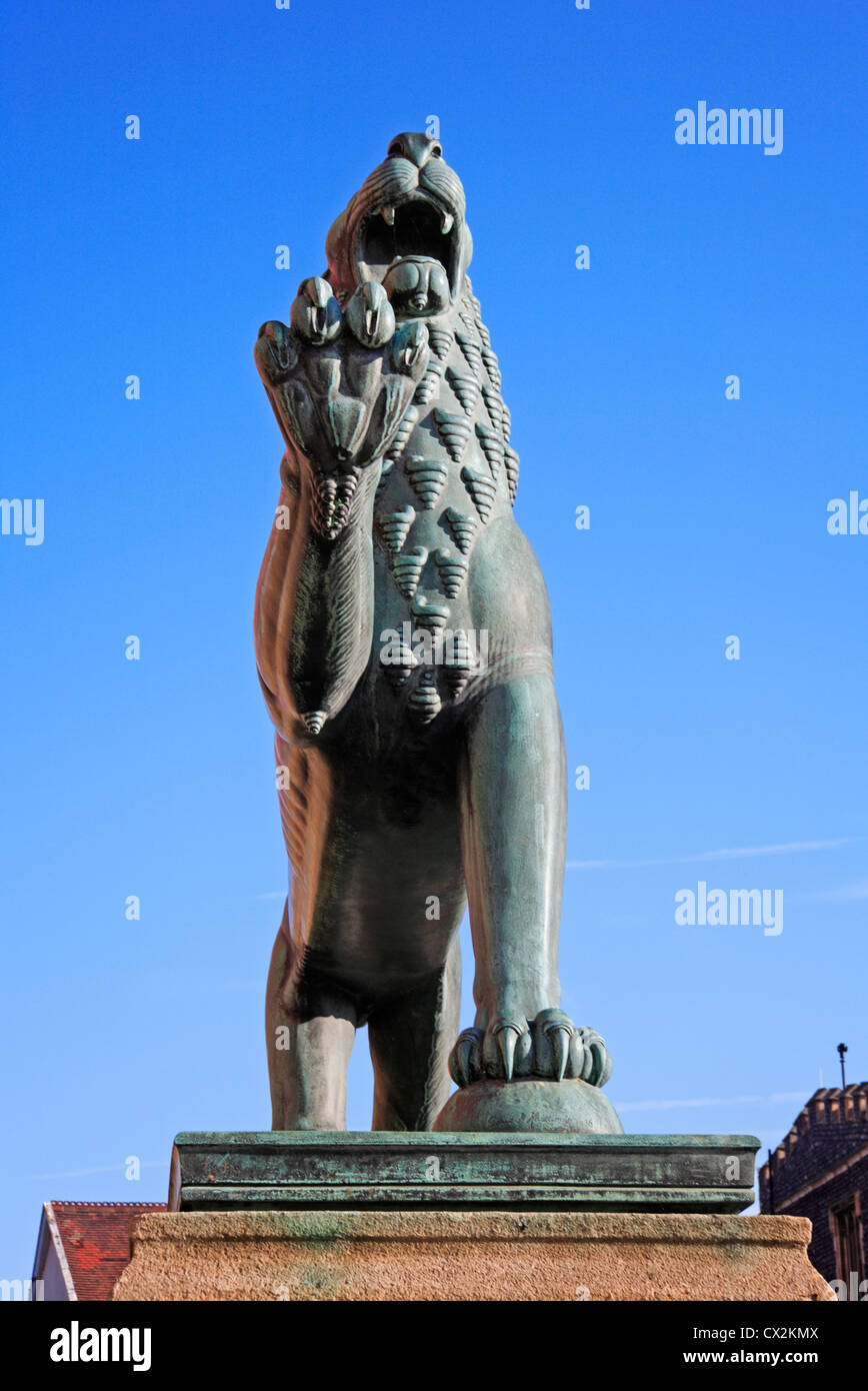 A view of an heraldic lion passant outside the City Hall at Norwich, Norfolk, England, United Kingdom. Stock Photo