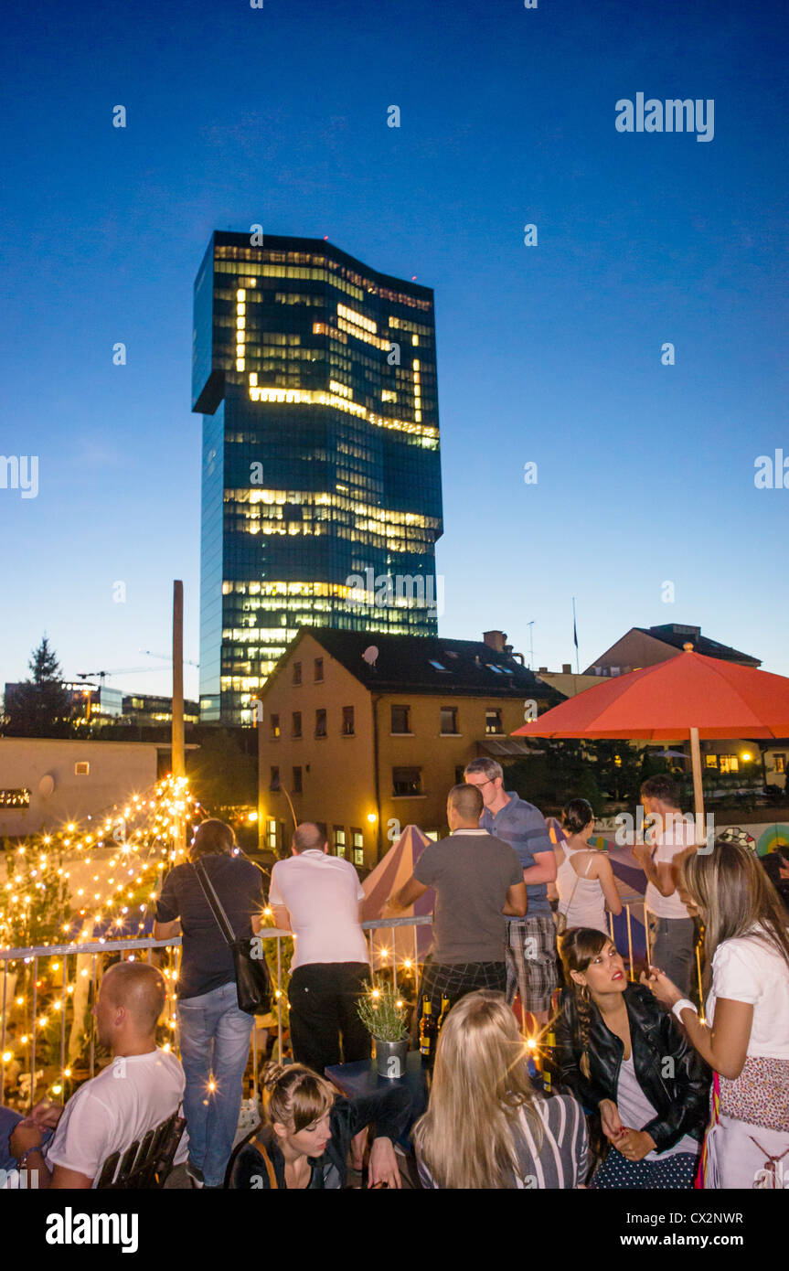 Open air Bar, Frau Gerolds Garten, Prime Tower, Kreis 5, Zurich, Switzerland Stock Photo