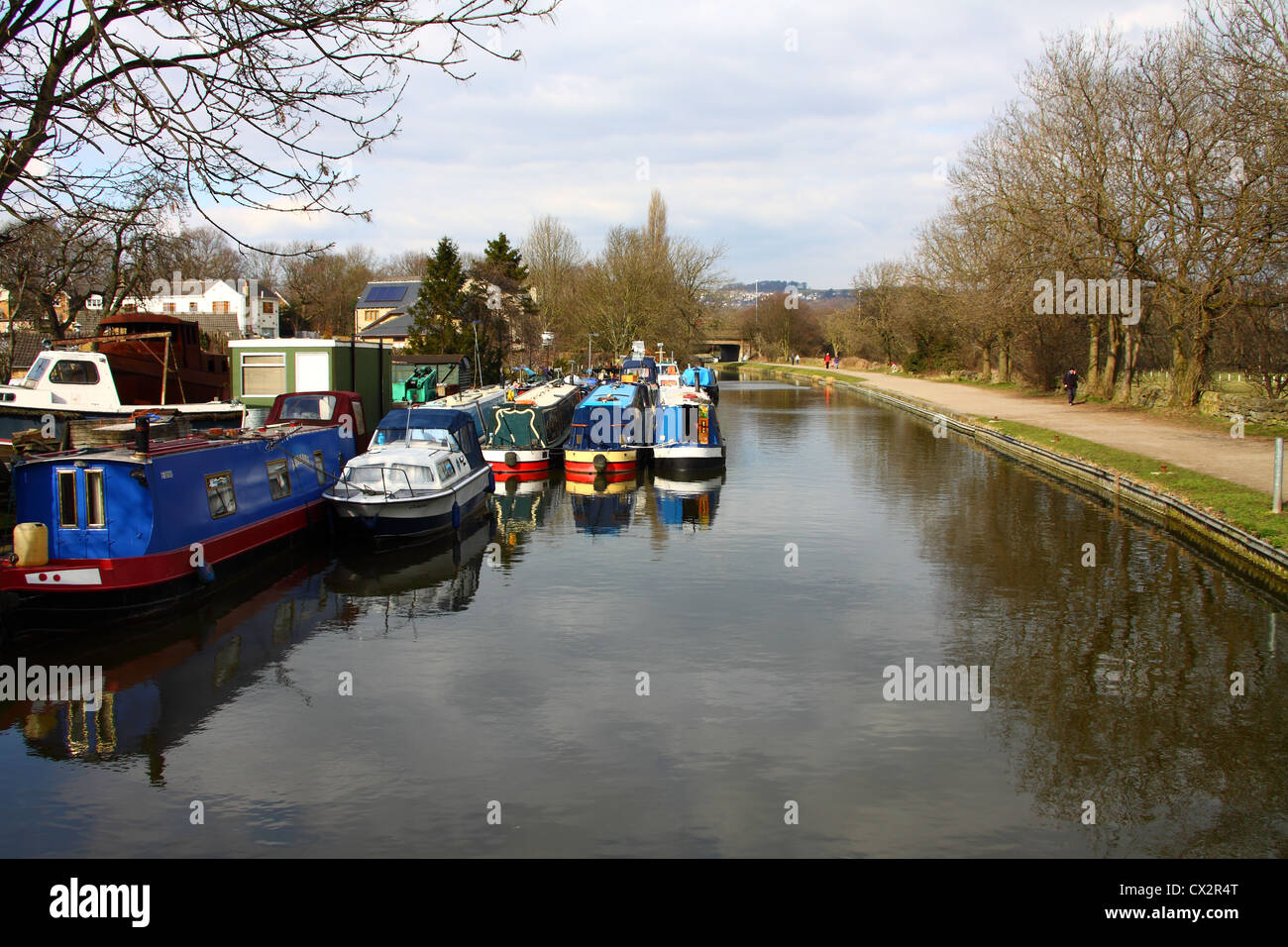 Rodley canal hires stock photography and images Alamy
