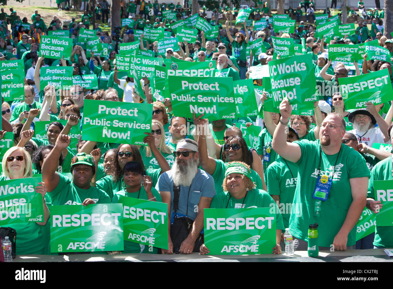 Members of the American Federation of State, County & Municipal Employees (AFSCME) rally to protect public services Stock Photo