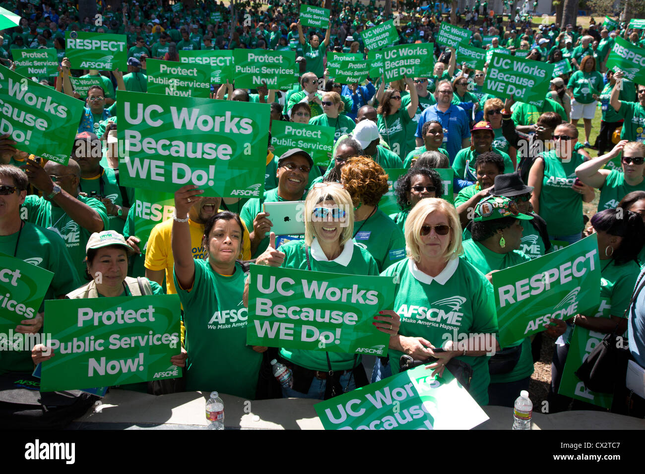 Members of the American Federation of State, County & Municipal Employees (AFSCME) rally to protect public services Stock Photo