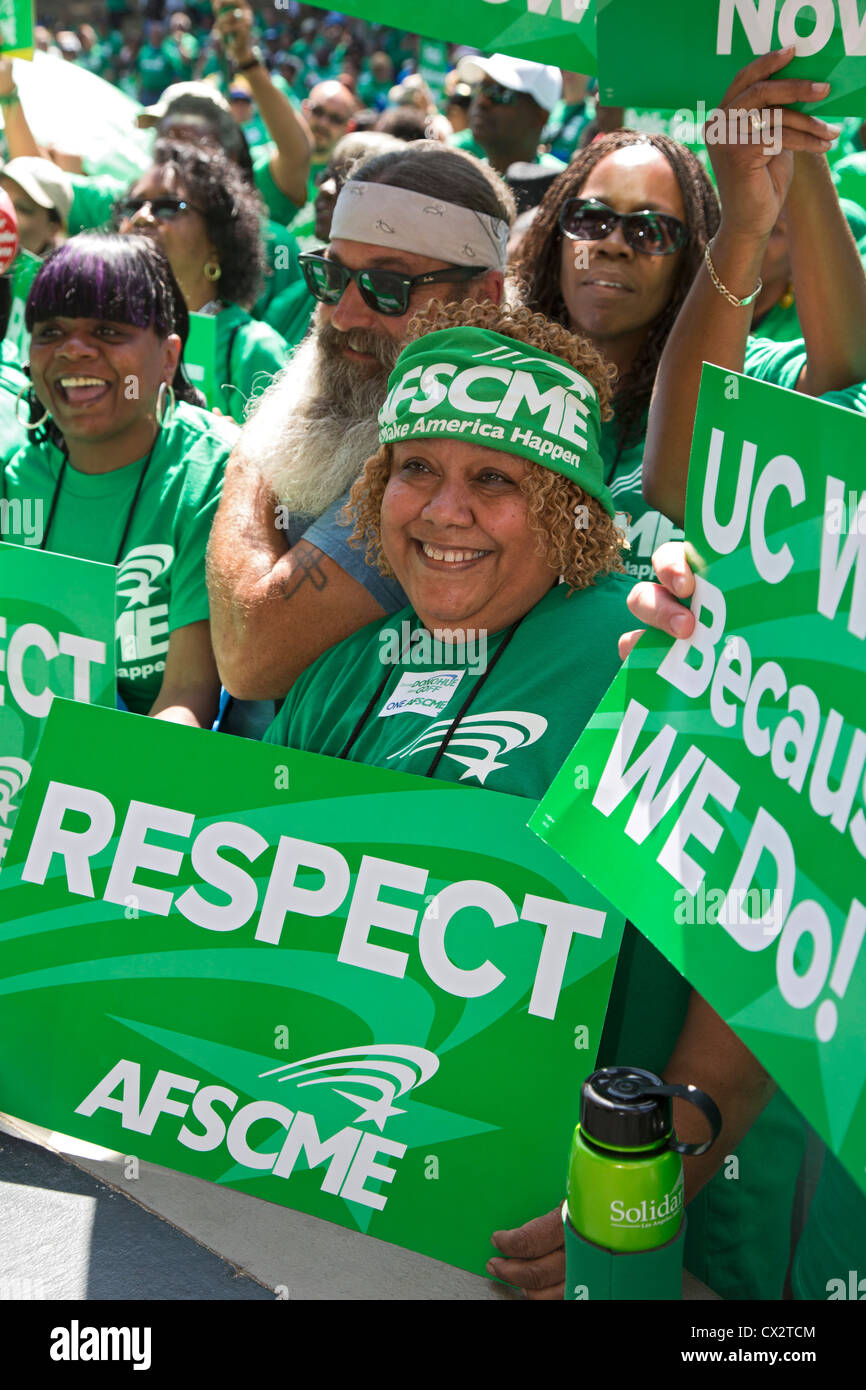 Members of the American Federation of State, County & Municipal Employees (AFSCME) rally to protect public services Stock Photo