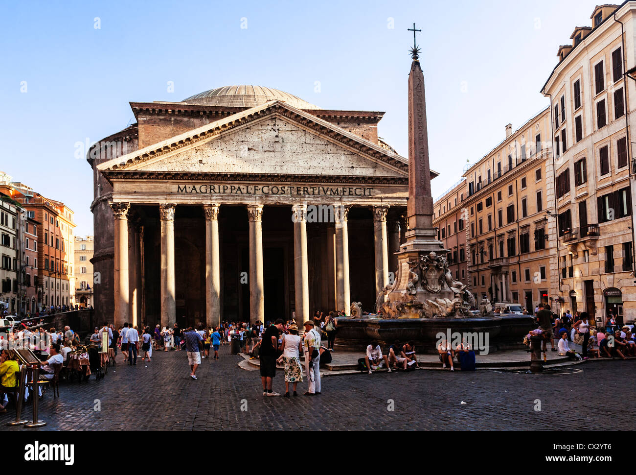 Piazza Della Rotonda and the Pantheon, Lazio, Rome, Italy Stock Photo