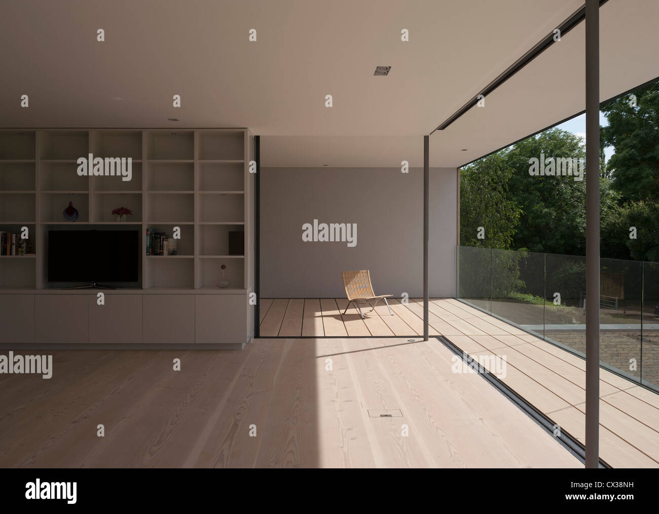 Hurst House, Bourne End, United Kingdom. Architect John Pardey