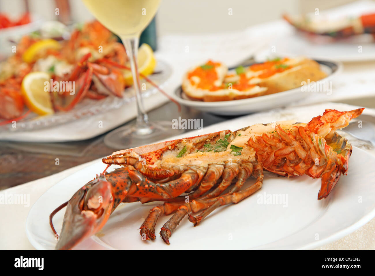 Banquet cuisine lobster seafood hi-res stock photography and images - Alamy