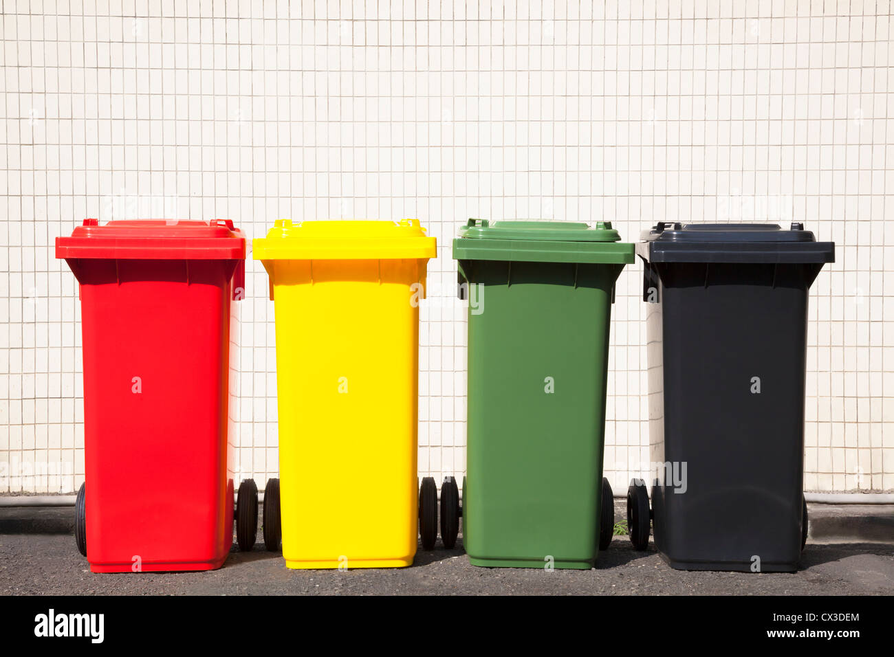 Recycle bins hi-res stock photography and images - Alamy